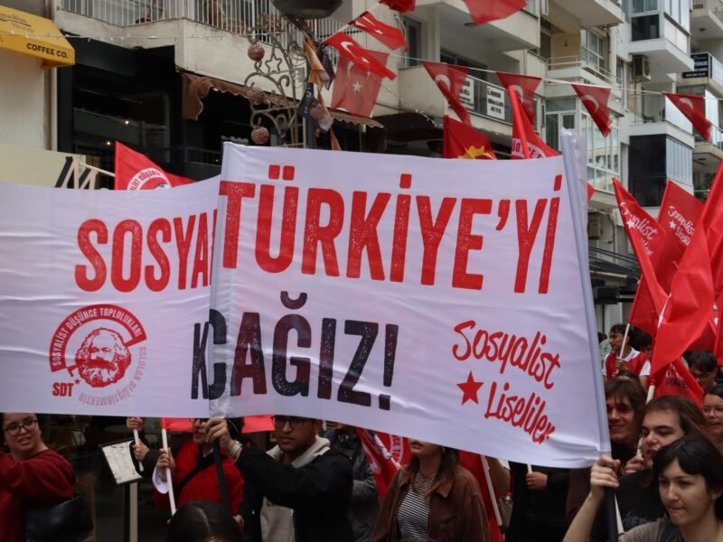 GÖRÜŞ | İstanbul Teknik Üniversitesi, Ege Üniversitesi ve ODTÜ’den arkadaşlarımızla memlekete, gençliğe, üniversitelere ve Sosyalist Düşünce Topluluklarına dair konuştuk.